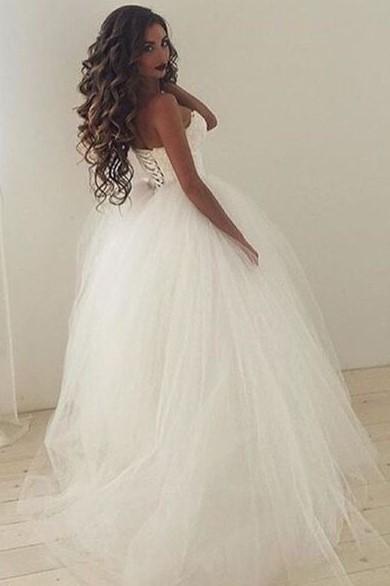 2024 Newly Sweetheart Lace Up Back Tulle Ball Gown Wedding Dresses