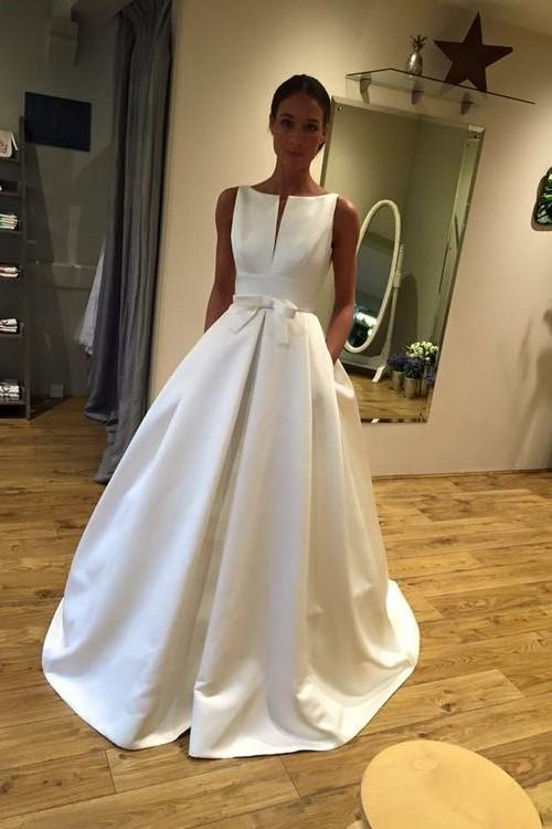 A Line Classic Satin Bateau Bowknot Long Wedding Dresses 2024