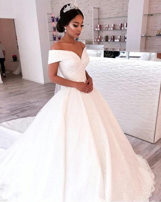 2024 A Line Elegant Off Shoulder Sweetheart Capped Sleeves Satin Long Lace Wedding Dresses