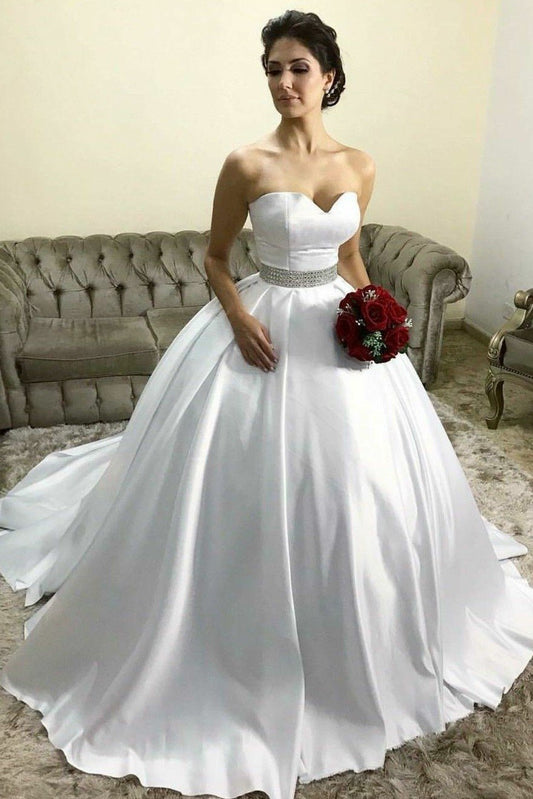 Classic Sweetheart Satin White Beaded Belt Ball Gown Princess Wedding Dresses 2024