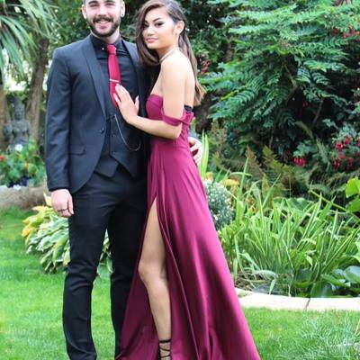 Sexy A Line Off Shoulder Sweetheart Burgundy Side Slit Prom Dresses 2024