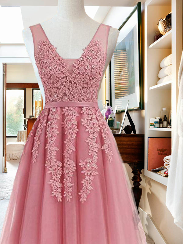 V Neck Sleeveless Applique Tulle Beading Homecoming Dresses