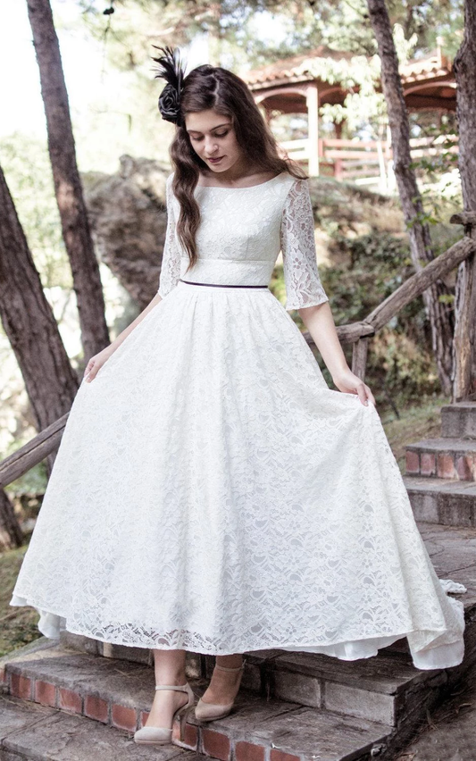 2024 Princess A-Line Wedding Dresses New Arrival Round Neck High Low Lace Sleeves Bridal Gowns