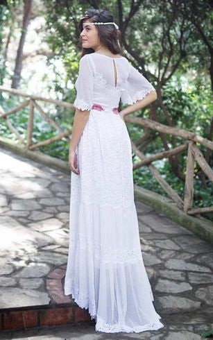 2024 Princess Wedding Dresses A-Line Half Sleeves Round Neck Pleated Beach Bridal Gowns With Belt