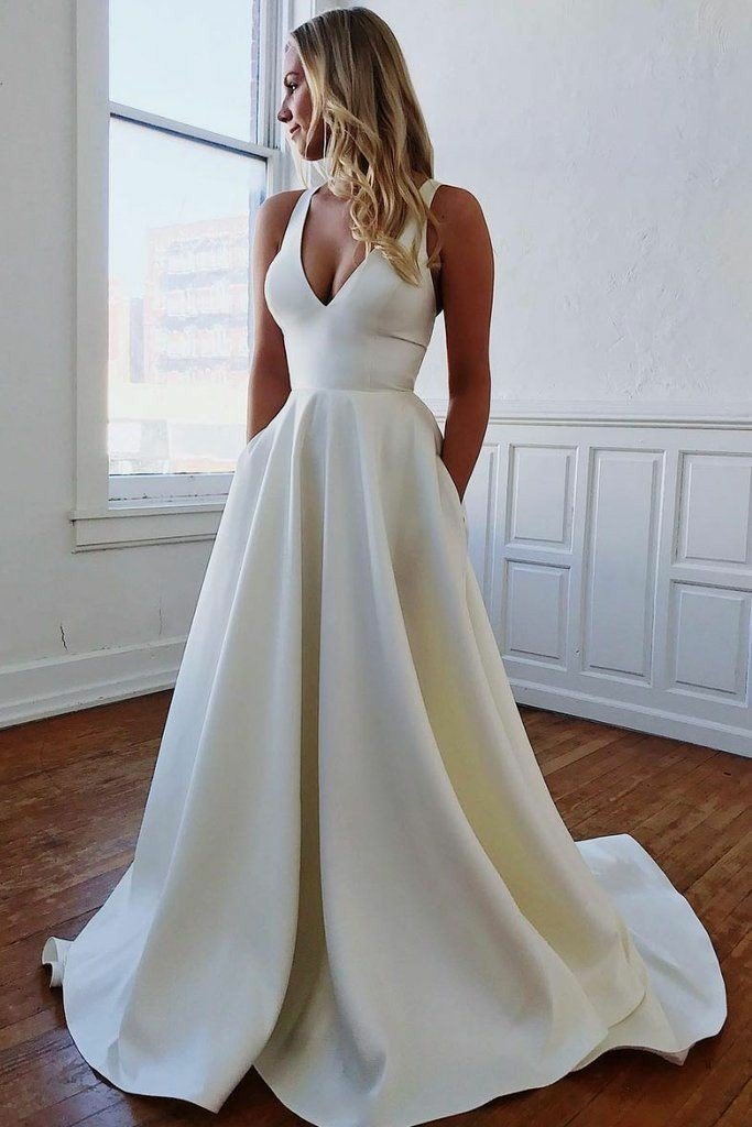 Halter Natural Waist Sweep Train Satin A Line Bowknot Back Wedding Dresses 2024