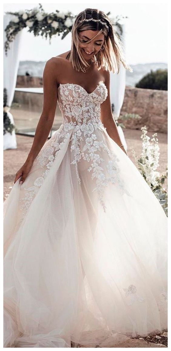 A-Line Long Prom Dresses Ball Gown Sweetheart Open Back Ivory Tulle Wedding Dresses with Appliques CD17121