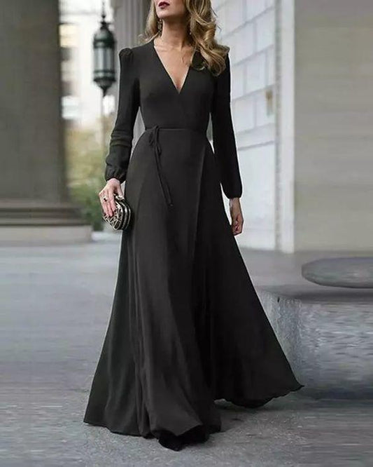 Black V-Neck Solid Color Prom Dress CD22582