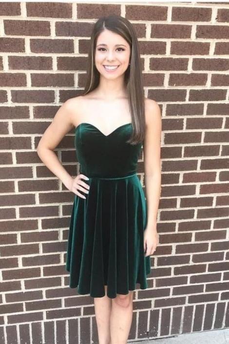 Casual Sweetheart Hunter Green Homecoming Dress CD3734