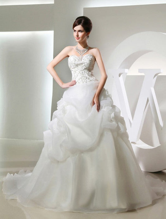 Ball Gown Beading Hand-made Flower Sleeveless Long Organza Wedding Dresses CICIP0006943