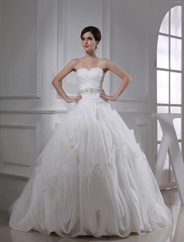 Ball Gown Beading Sweetheart Sleeveless Organza Wedding Dresses CICIP0006888