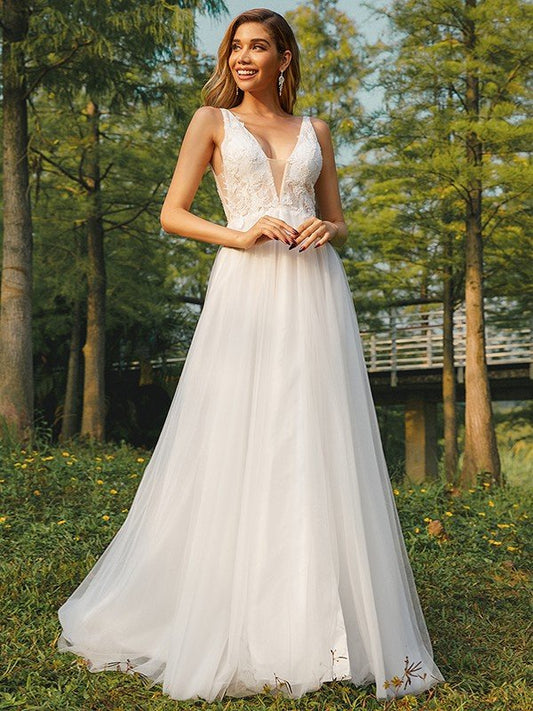 A-Line/Princess Tulle Applique V-neck Sleeveless Sweep/Brush Train Wedding Dresses CICIP0006365