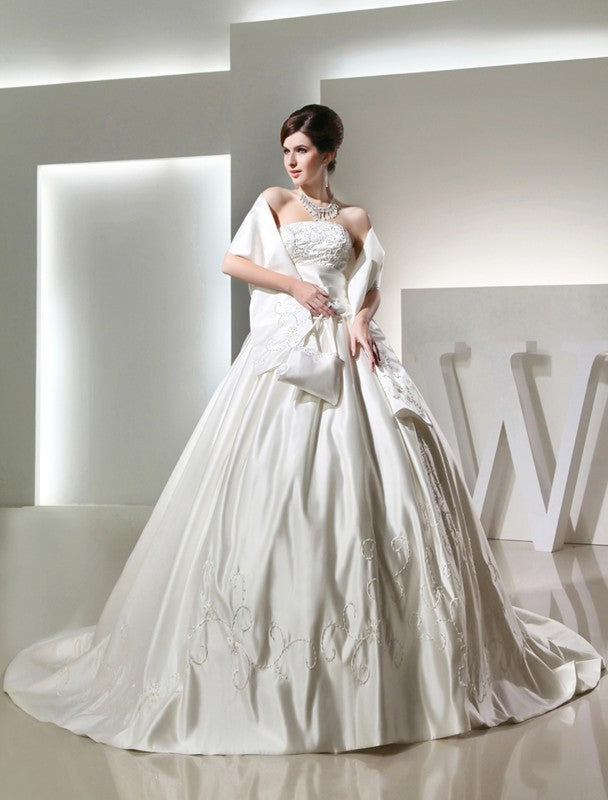 Ball Gown Beading Long Strapless Sleeveless Satin Wedding Dresses CICIP0006927