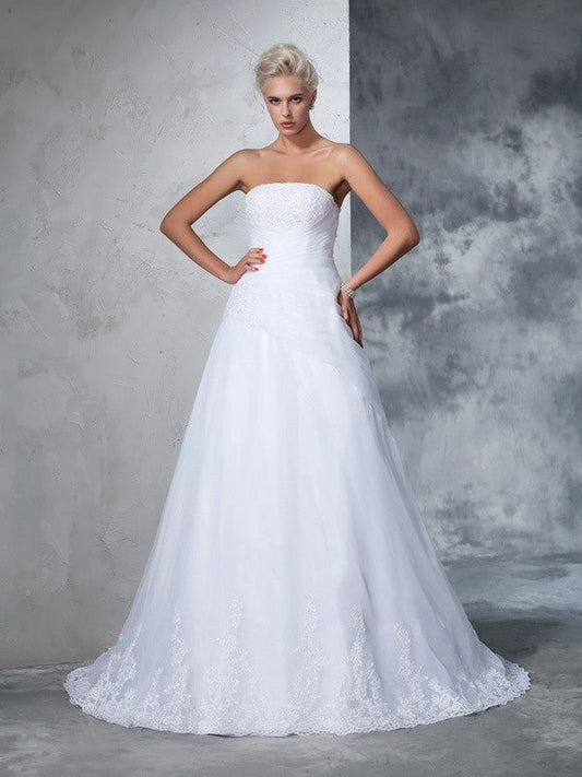 Ball Gown Strapless Applique Sleeveless Long Net Wedding Dresses CICIP0006792