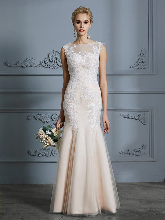 Trumpet/Mermaid Scoop Sleeveless Tulle Applique Floor-Length Wedding Dresses CICIP0006351