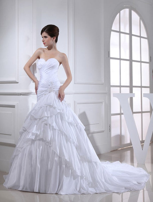 Trumpet/Mermaid Beading Applique Sweetheart Sleeveless Long Taffeta Wedding Dresses CICIP0006959