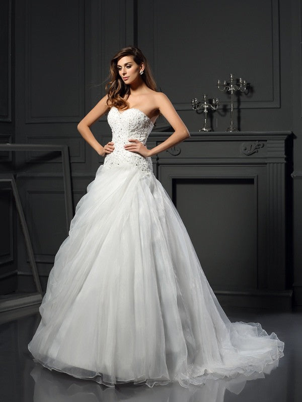 Ball Gown Sweetheart Ruffles Sleeveless Long Organza Wedding Dresses CICIP0006503