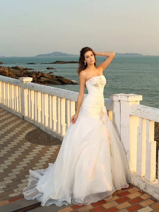 Ball Gown Strapless Hand-Made Flower Sleeveless Long Satin Beach Wedding Dresses CICIP0006336