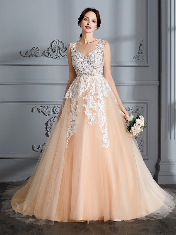 Ball Gown Scoop Sleeveless Court Train Tulle Wedding Dresses CICIP0006564