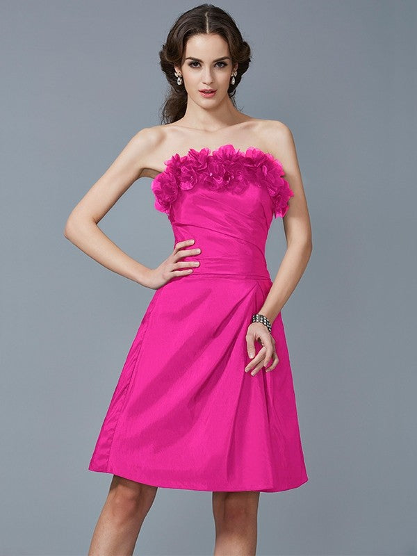 Sheath/Column Strapless Sleeveless Hand-Made Flower Short Taffeta Bridesmaid Dresses CICIP0005868