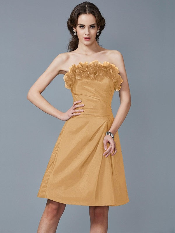 Sheath/Column Strapless Sleeveless Hand-Made Flower Short Taffeta Bridesmaid Dresses CICIP0005868