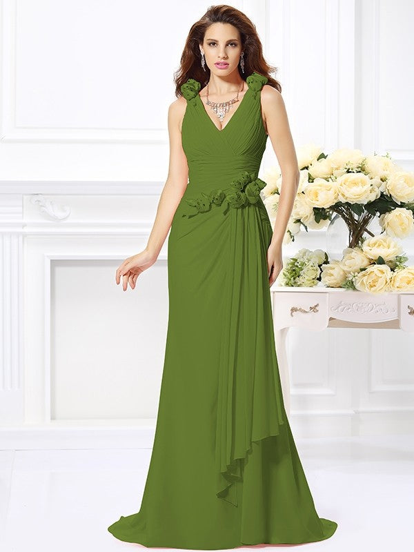 Trumpet/Mermaid V-neck Hand-Made Flower Sleeveless Long Chiffon Bridesmaid Dresses CICIP0005122