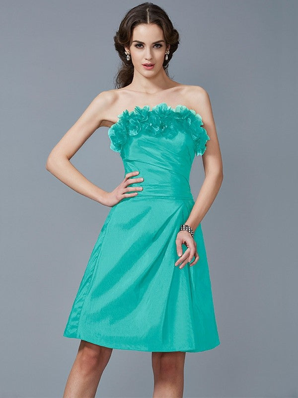 Sheath/Column Strapless Sleeveless Hand-Made Flower Short Taffeta Bridesmaid Dresses CICIP0005868