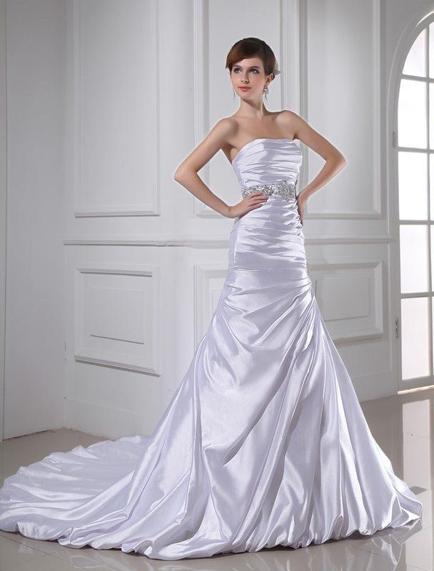 Trumpet/Mermaid Beading Strapless Sleeveless Applique Elastic Woven Satin Wedding Dresses CICIP0006933