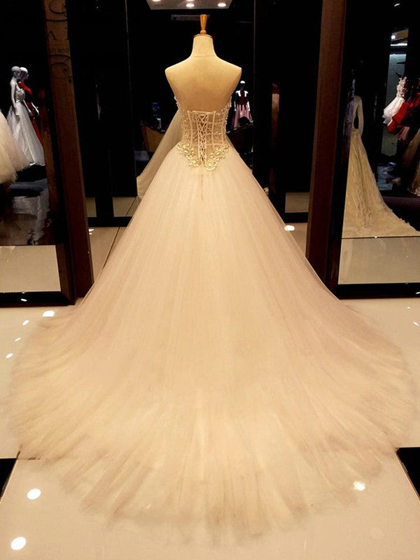 Ball Gown Sweetheart Tulle Beading Court Train Sleeveless Wedding Dresses CICIP0006514