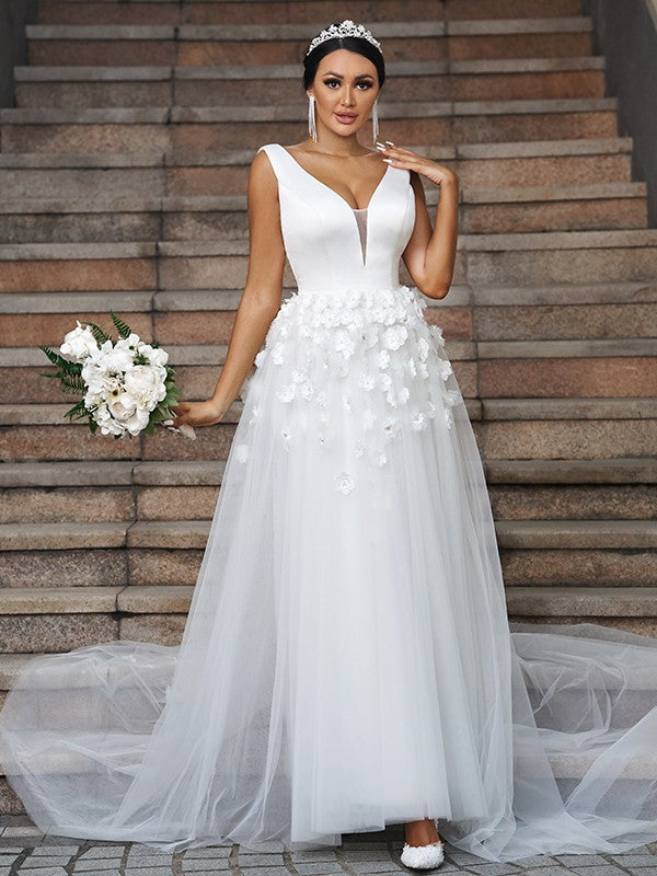 A-Line/Princess Tulle Applique V-neck Sleeveless Sweep/Brush Train Wedding Dresses CICIP0006400