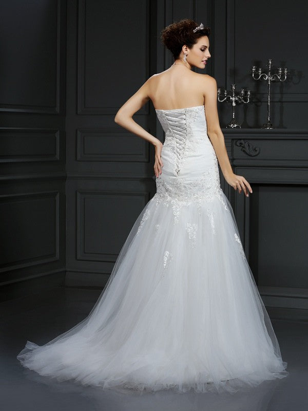 Sheath/Column Strapless Lace Sleeveless Long Satin Wedding Dresses CICIP0006827