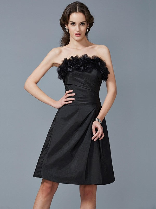 Sheath/Column Strapless Sleeveless Hand-Made Flower Short Taffeta Bridesmaid Dresses CICIP0005868