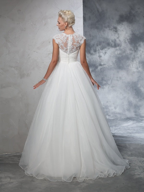 Ball Gown Sweetheart Ruched Sleeveless Long Tulle Wedding Dresses CICIP0006724