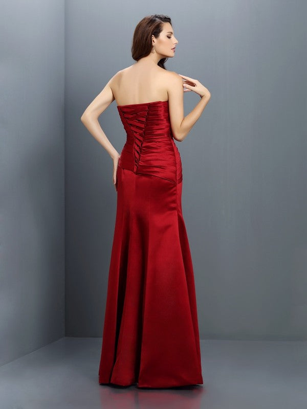 Sheath/Column Strapless Pleats Sleeveless Long Satin Bridesmaid Dresses CICIP0005635