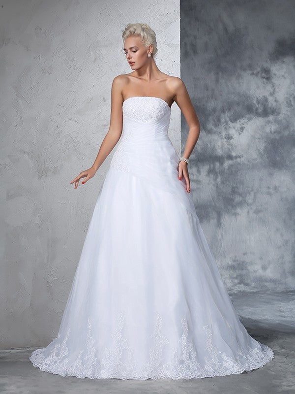 Ball Gown Strapless Applique Sleeveless Long Net Wedding Dresses CICIP0006792