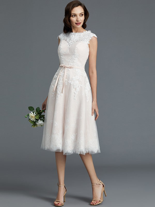 A-Line/Princess Sleeveless Bateau Knee-Length Tulle Wedding Dresses CICIP0006017