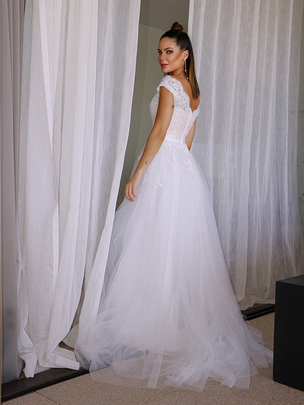 A-Line/Princess Tulle V-neck Sleeveless Lace Floor-Length Wedding Dresses CICIP0006410