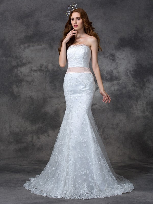 Trumpet/Mermaid Strapless Sash/Ribbon/Belt Sleeveless Long Lace Wedding Dresses CICIP0006769