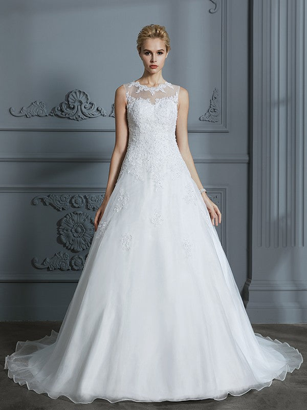 Ball Gown Scoop Sleeveless Organza Court Train Applique Wedding Dresses CICIP0006427