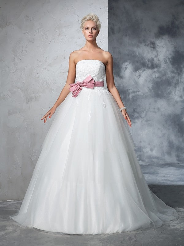 Ball Gown Strapless Bowknot Sleeveless Long Net Wedding Dresses CICIP0006859