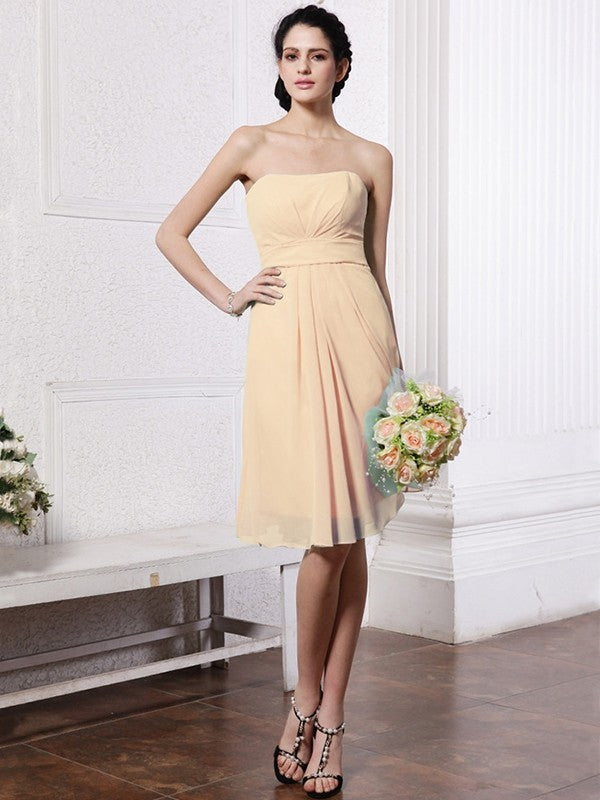 Sheath/Column Strapless Sleeveless Pleats Short Chiffon Bridesmaid Dresses CICIP0005722