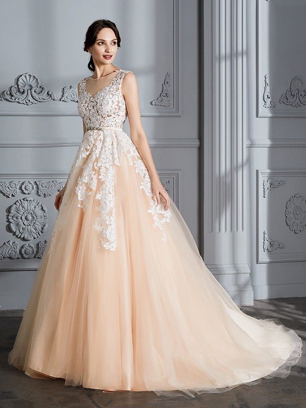 Ball Gown Scoop Sleeveless Court Train Tulle Wedding Dresses CICIP0006564