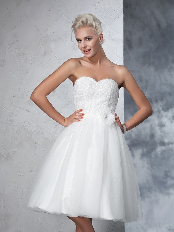 A-Line/Princess Sweetheart Hand-made Flower Sleeveless Short Net Wedding Dresses CICIP0006693