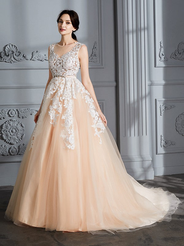 Ball Gown Scoop Sleeveless Court Train Tulle Wedding Dresses CICIP0006564