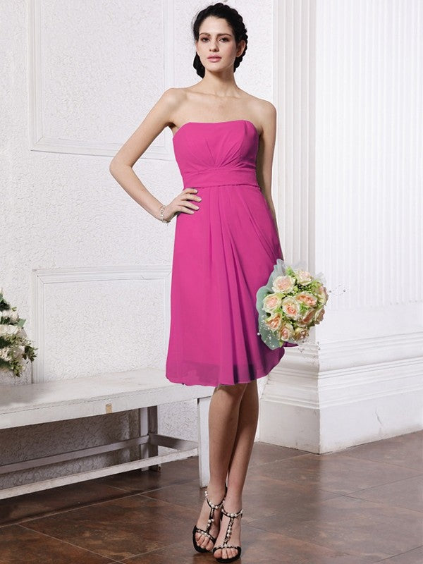 Sheath/Column Strapless Sleeveless Pleats Short Chiffon Bridesmaid Dresses CICIP0005722