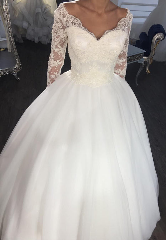 Satin Long Sleeves Sweetheart Ivory 2024 Ball Gown Wedding Dresses