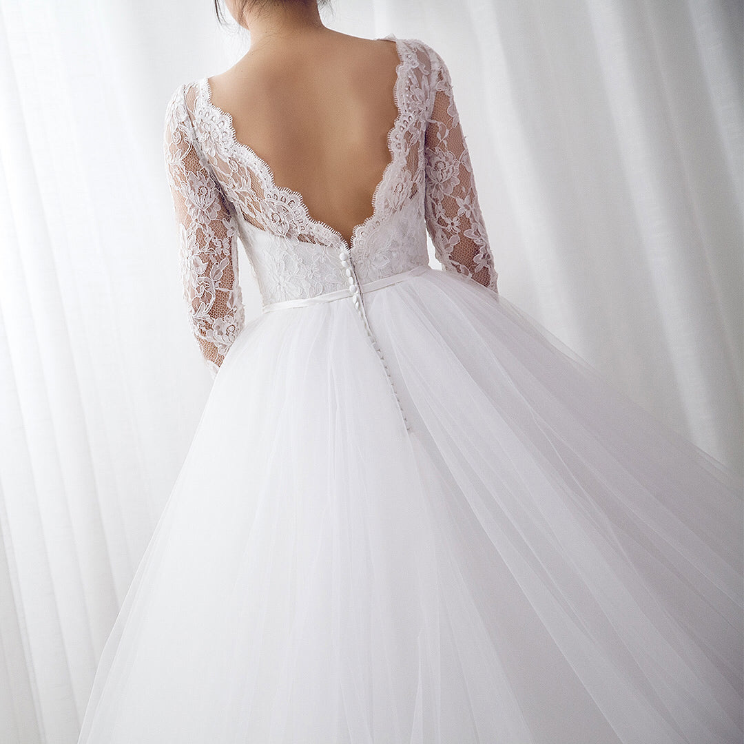 Elegant A Line Long Sleeves Lace Sweetheart Tulle Wedding Dresses